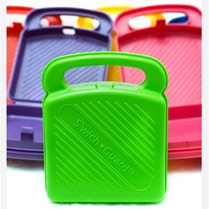 3 Sandwich Guards brand new no tags ( purple used once).